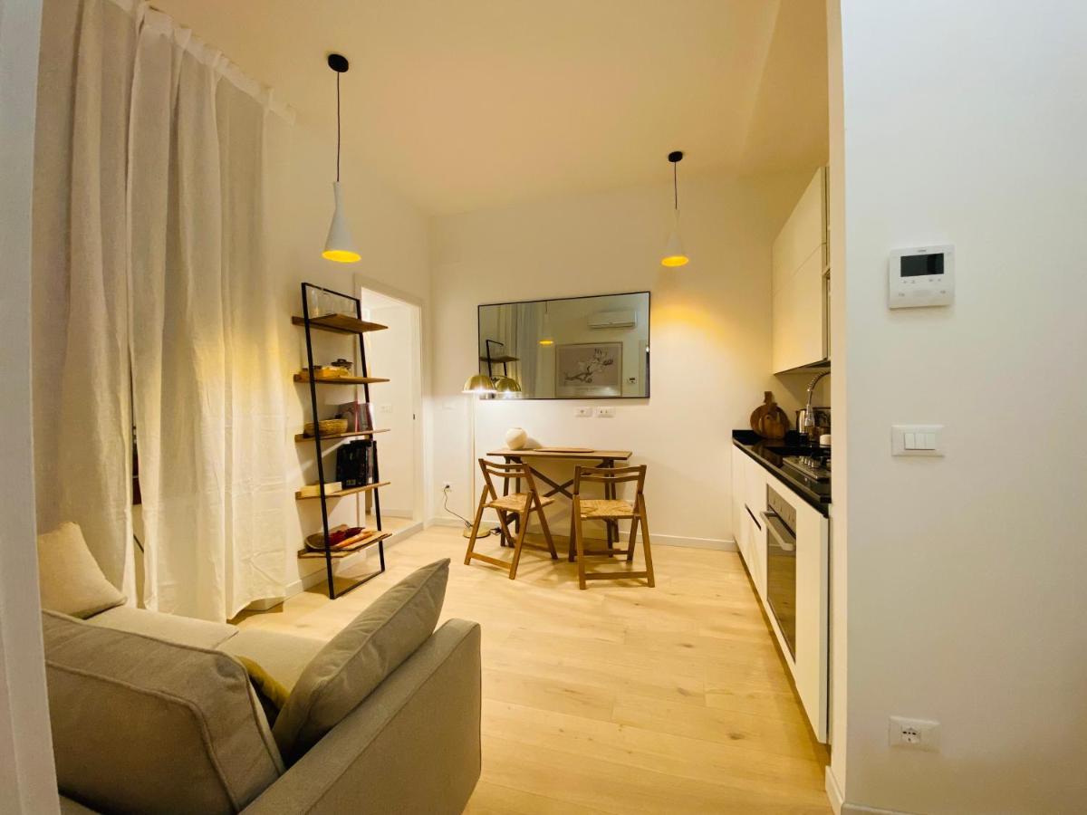 Piazzaborsa Charme Apartment Triest Zewnętrze zdjęcie