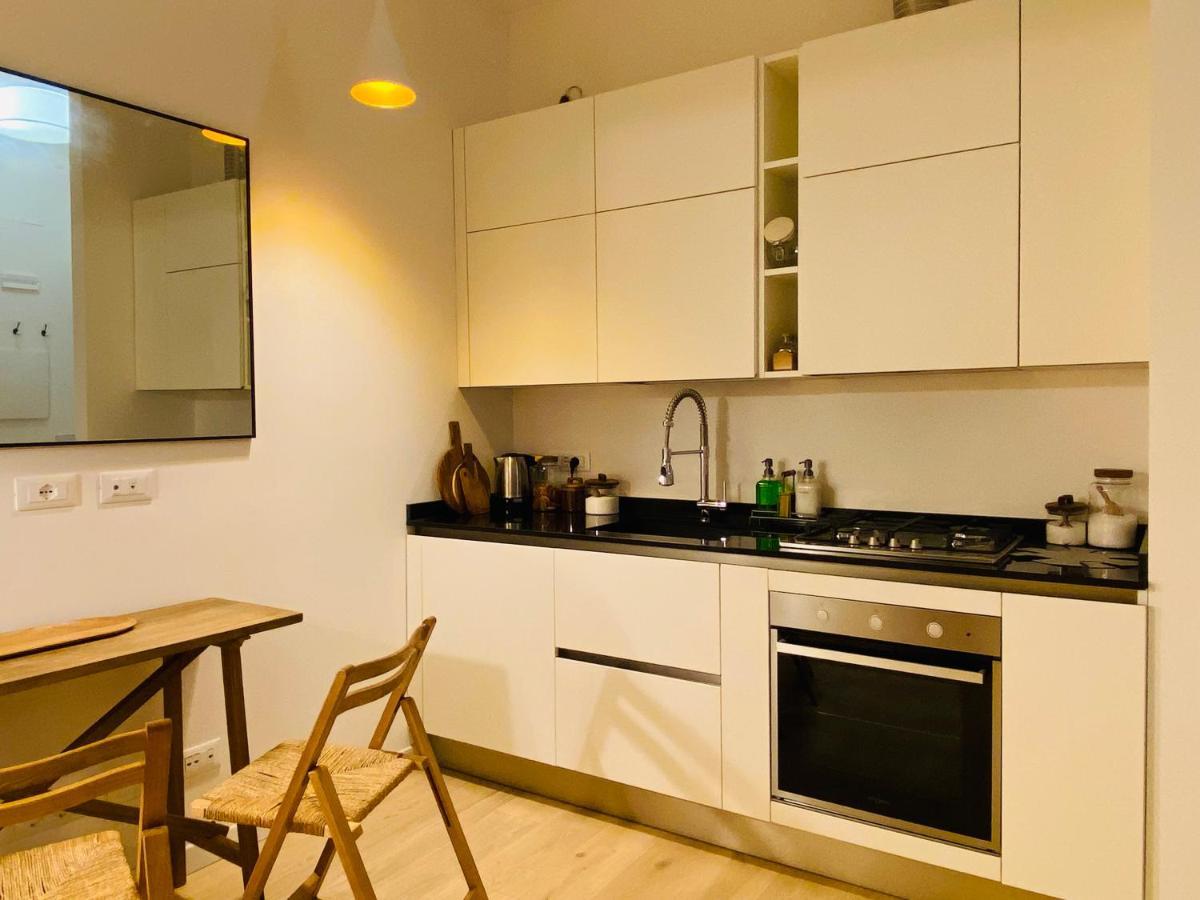 Piazzaborsa Charme Apartment Triest Zewnętrze zdjęcie