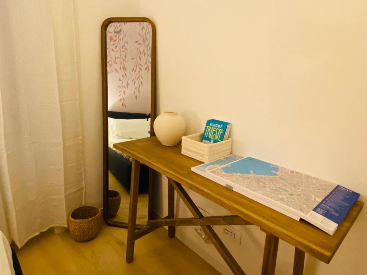 Piazzaborsa Charme Apartment Triest Zewnętrze zdjęcie